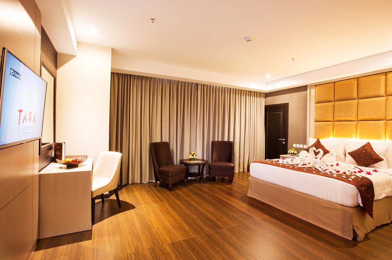 Tara Hotel Yogyakarta Tugu Экстерьер фото